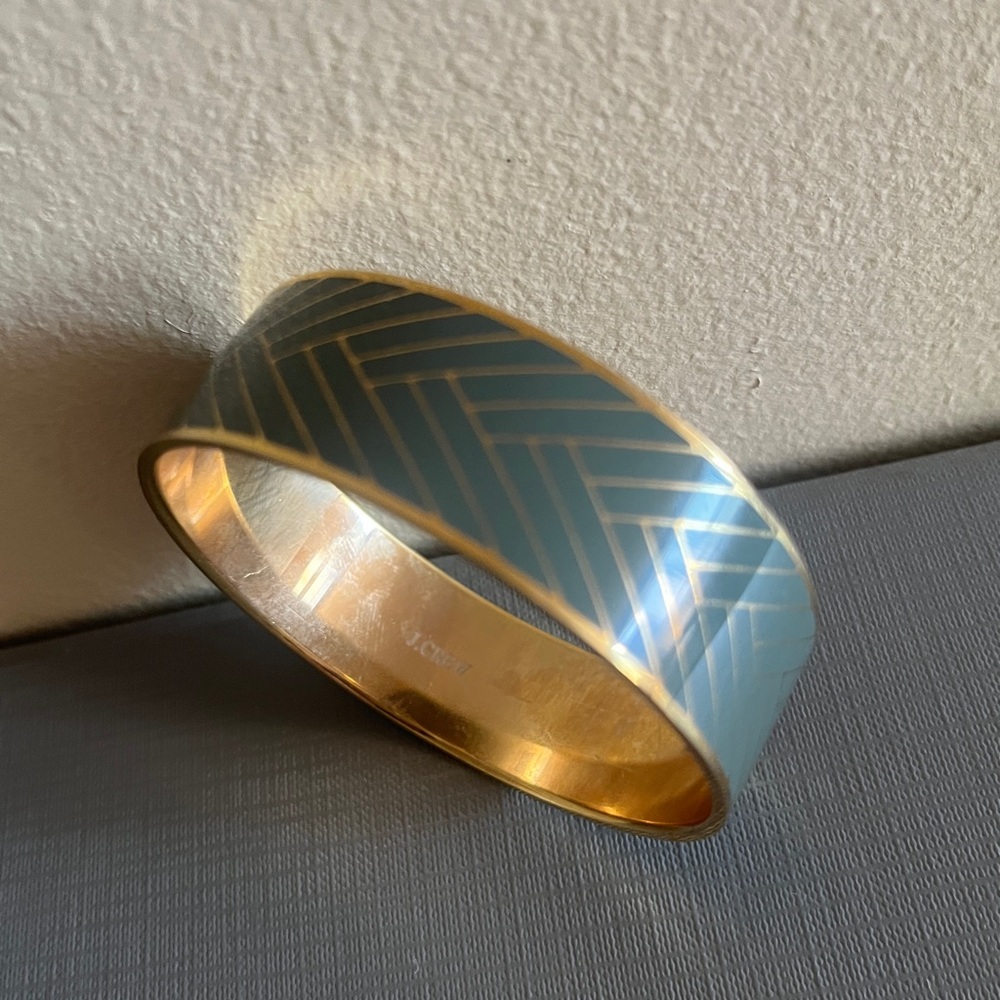 J. CREW signed Wide
Gold and Blue Chevron Bangle